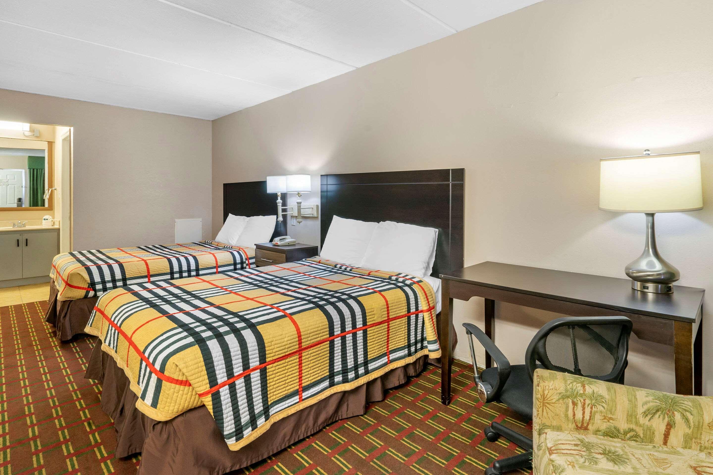 Rodeway Inn Clearwater-Dunedin 외부 사진