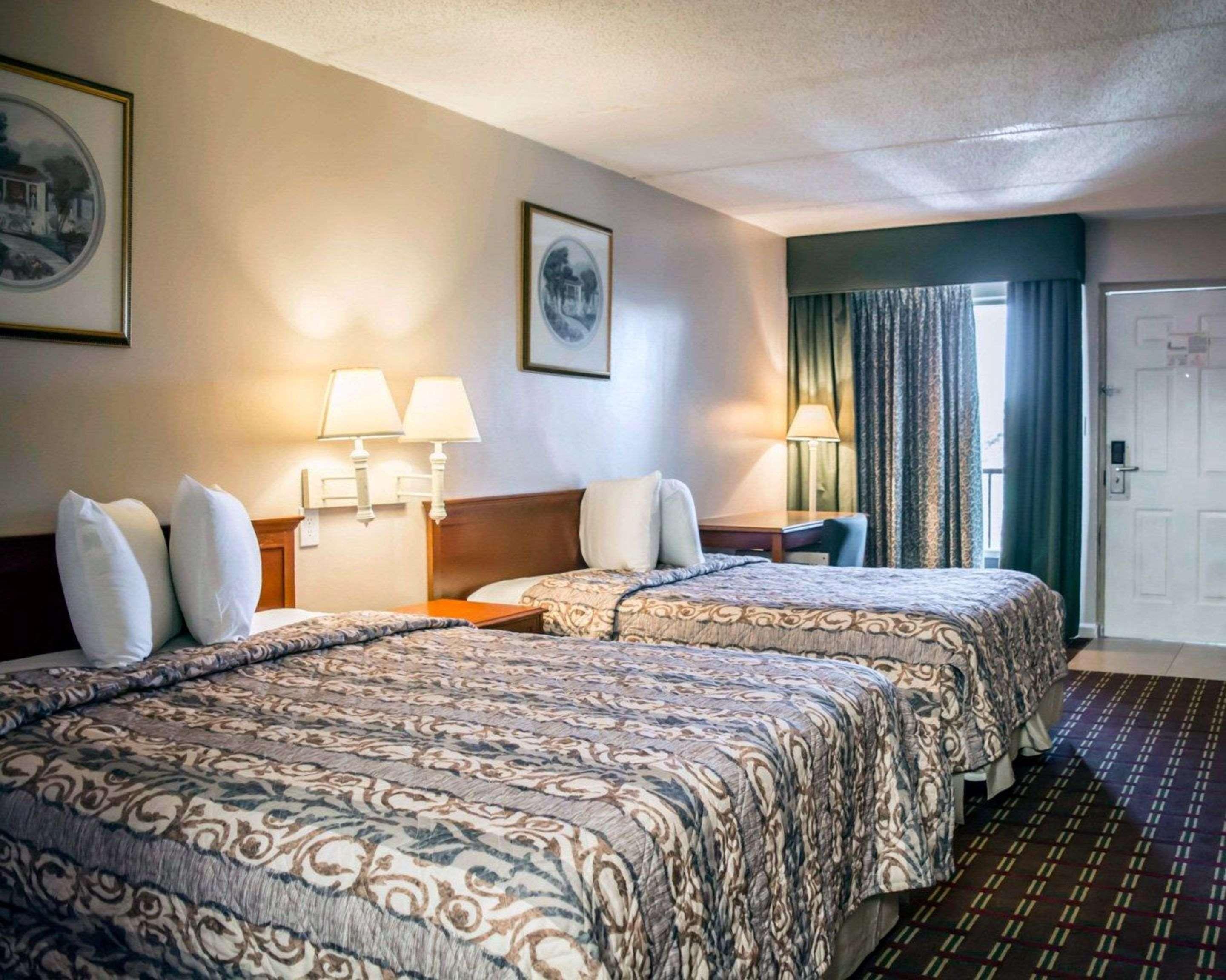 Rodeway Inn Clearwater-Dunedin 외부 사진