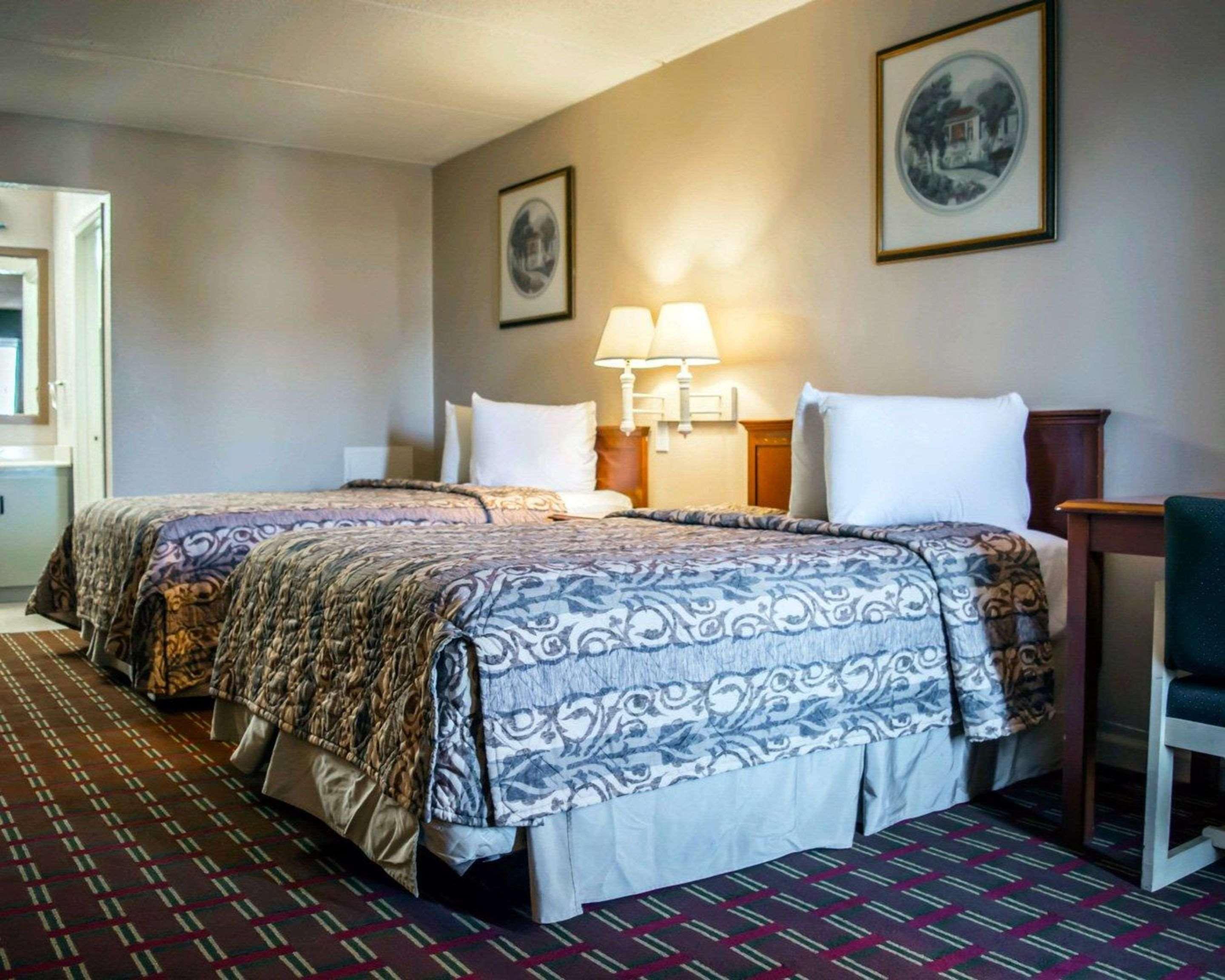 Rodeway Inn Clearwater-Dunedin 외부 사진