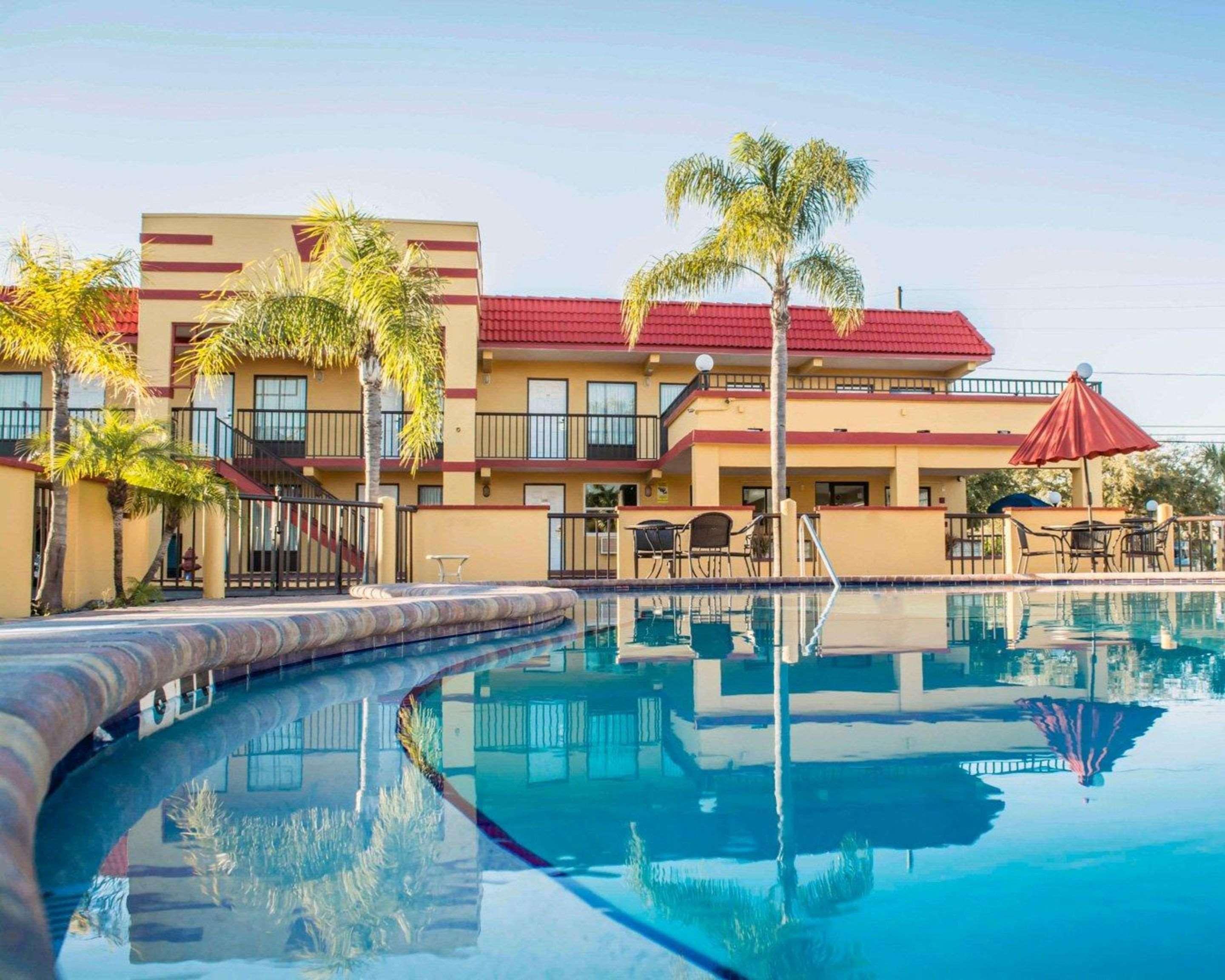 Rodeway Inn Clearwater-Dunedin 외부 사진