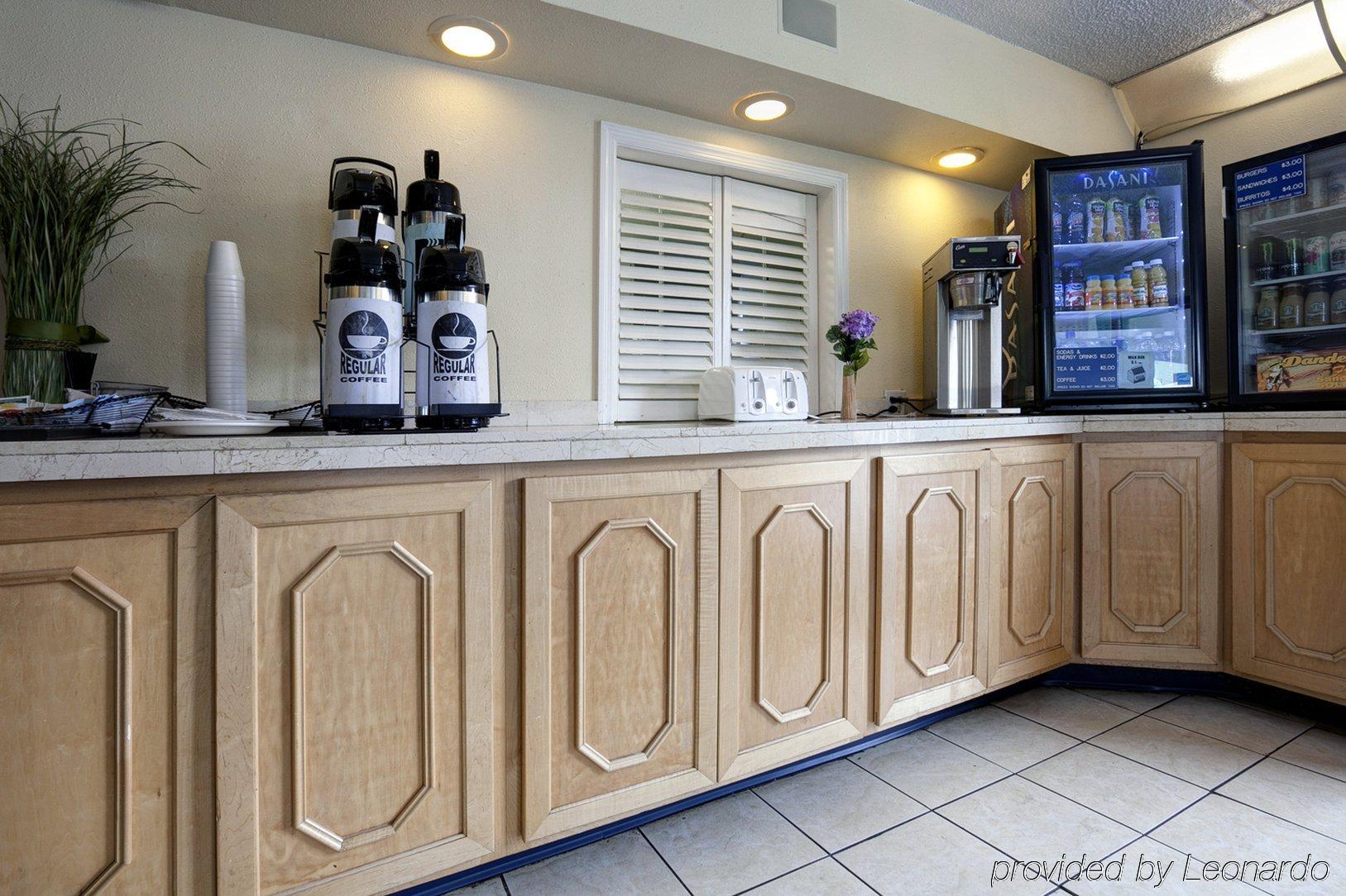 Rodeway Inn Clearwater-Dunedin 레스토랑 사진